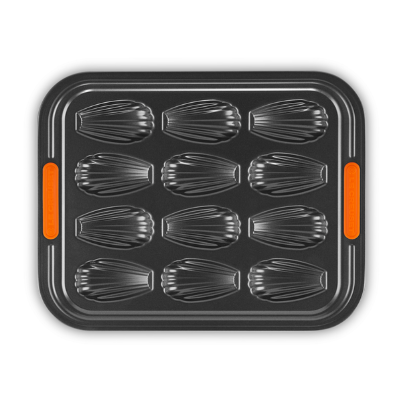 MOULE 12 MADELEINES - LE CREUSET MOULE 12 MADELEINES - LE CREUSET