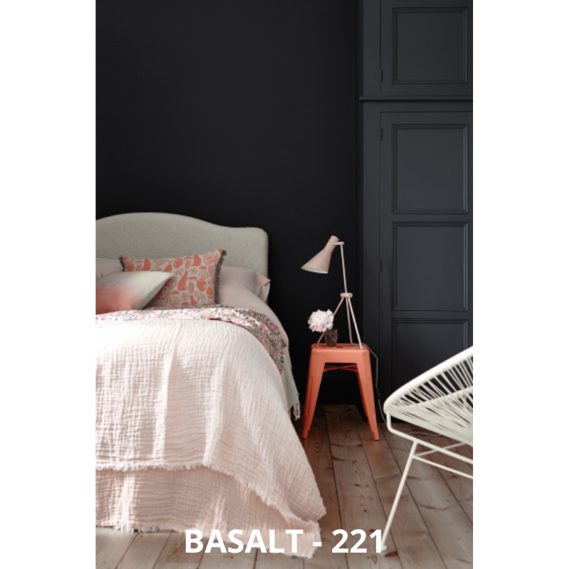 COLLECTION NOIRS FROIDS A BASE DE BLEU COLLECTION NOIRS FROIDS A BASE DE BLEU