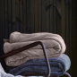COUVERTURE POLAIRE GRIS CARBONE - SYLVIE THRIEZ